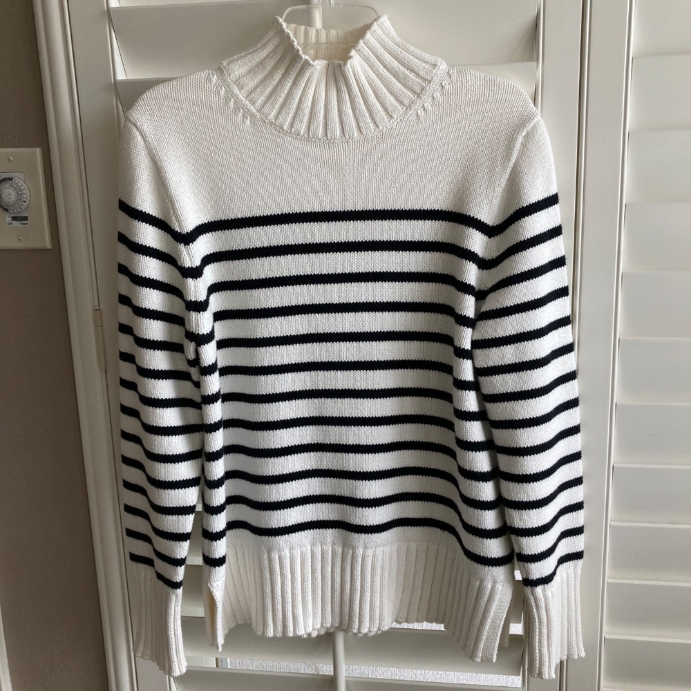 J. Crew Mock Turtleneck Sweater. Sz Medium. White/black stripes. NWOT